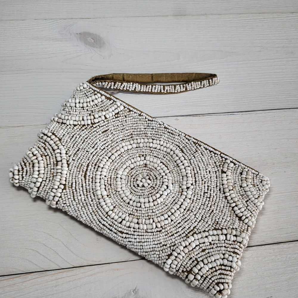 Tommy Bahama Beaded Wristlet Coastal Tropical Beach Resort Vacation Clutch.